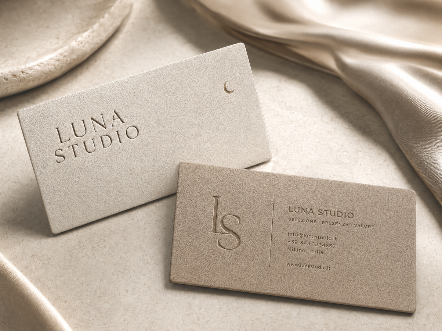 Biglietti Luna Studio su tessuto di seta avorio